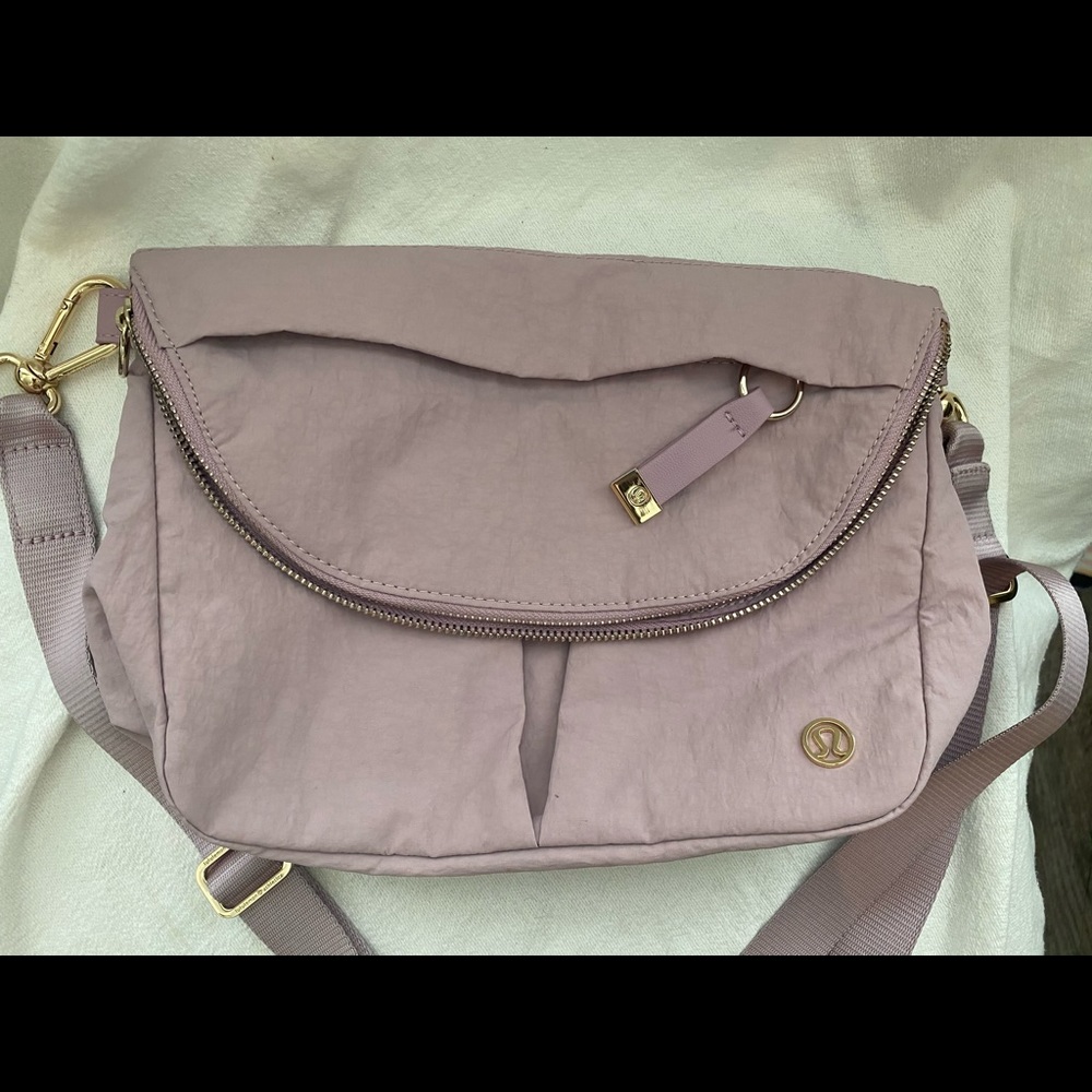 Lululemon All Night Festival Bag